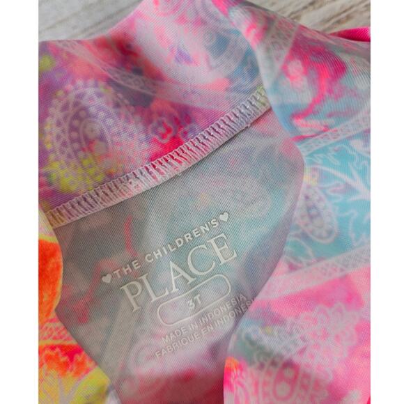 Children's Place Neon Tye Dye Short Sleeve Rashguard Swim Top sz 3T - Picture 2 of 3